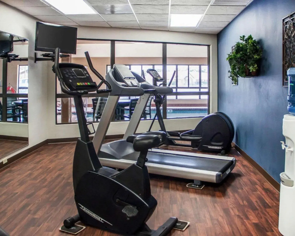 Holiday Inn Express & Suites Weatherford by IHG