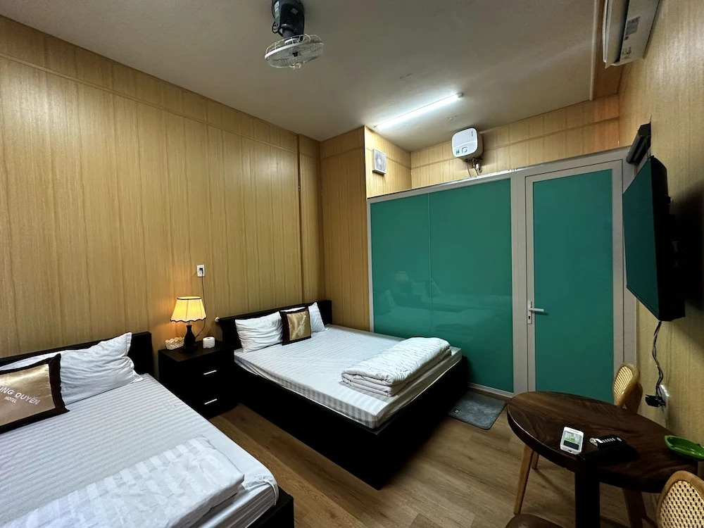 OYO 1199 Dung Quyen Hotel