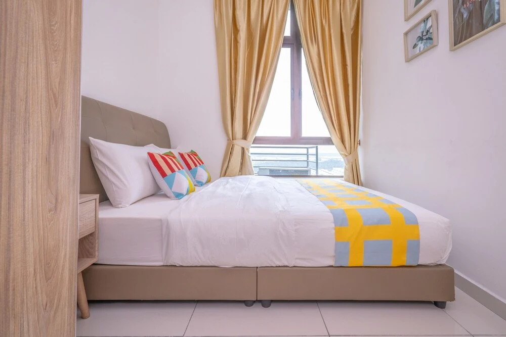 OYO 90183 D' Summit Residence 2bhk