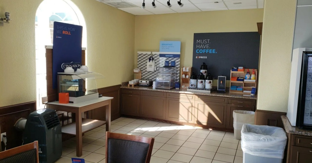 Holiday Inn Express & Suites Galveston West-Seawall by IHG