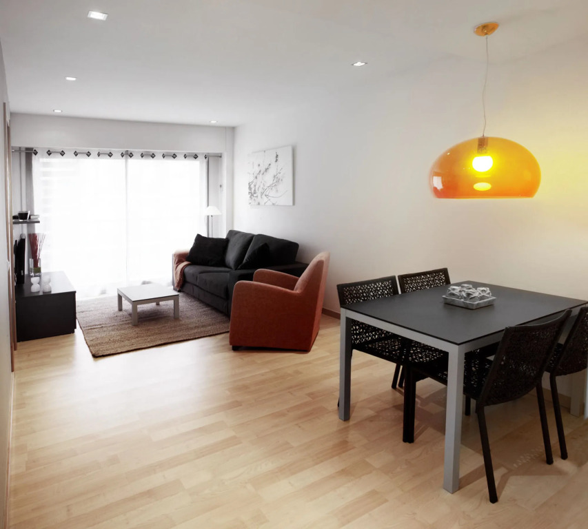 Lugaris Rambla Apartments