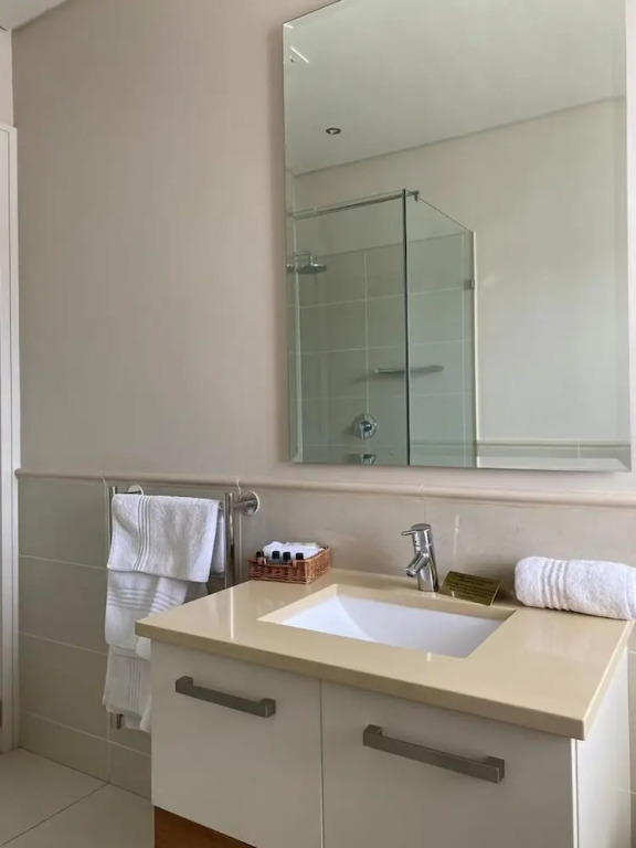 Marine Square Luxury Suites
