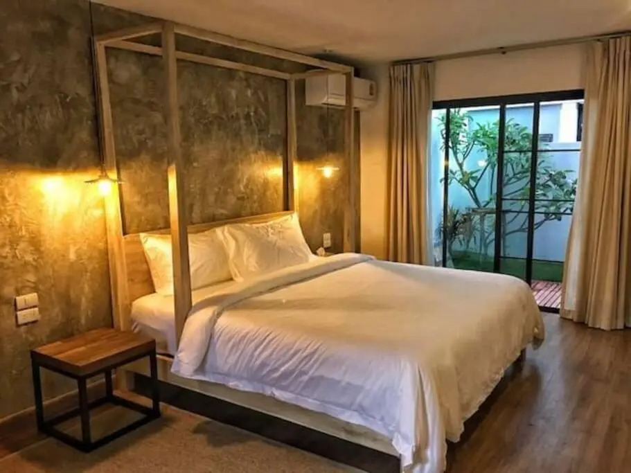 ChiangMai清迈 cozy pool Villa 8rooms