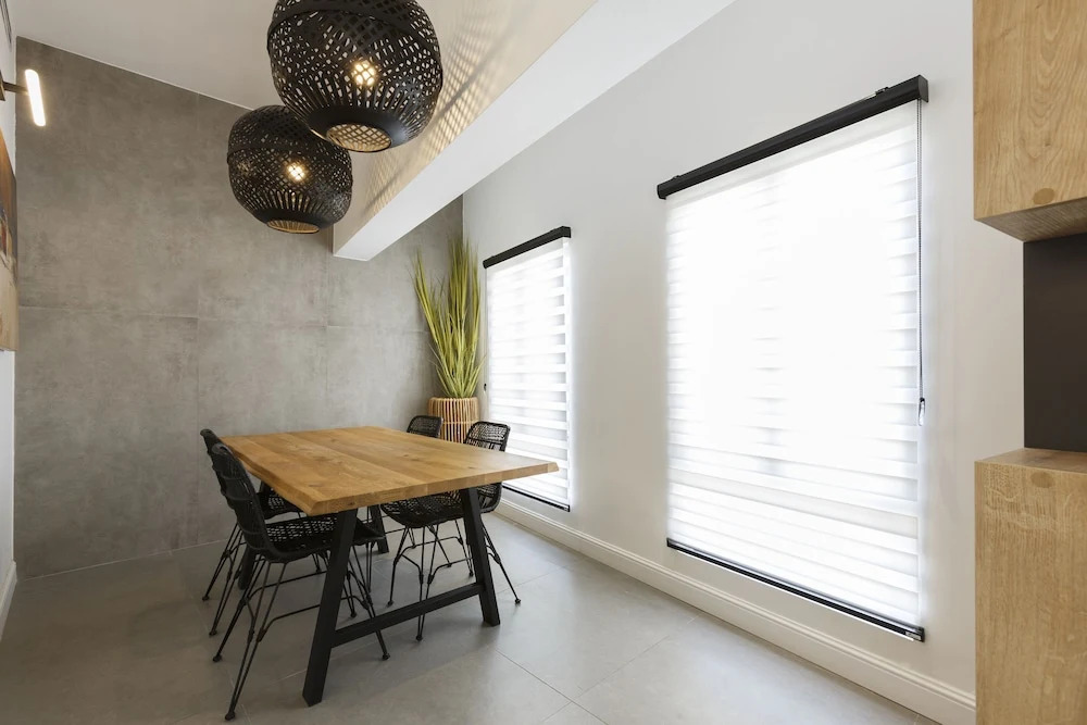 AirTLV-Bazel Apartment With Balcony