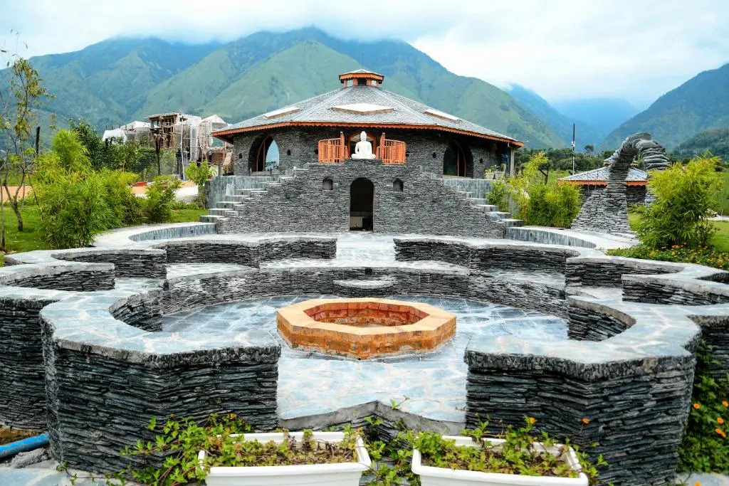 Osho Himalayas