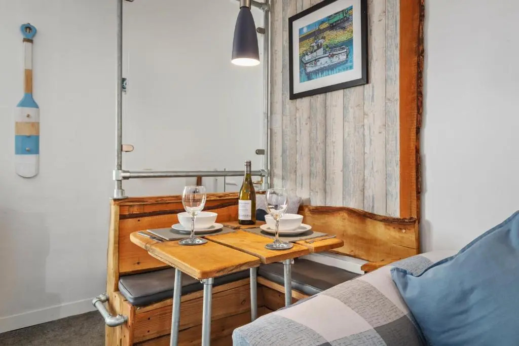 The Bay Apartment - Sea Views Village Centre