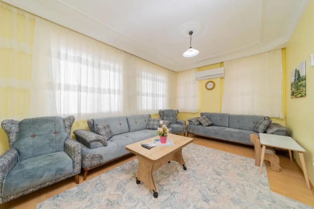 Central Fully Furnished Flat In Antalya Kepez