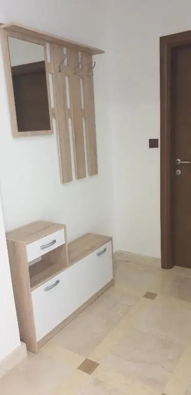 APARTMAN PALIT 4988b