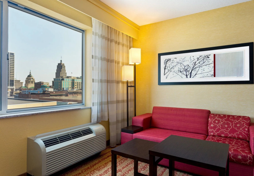 Courtyard Fort Wayne Downtown at Grand Wayne Convention Center