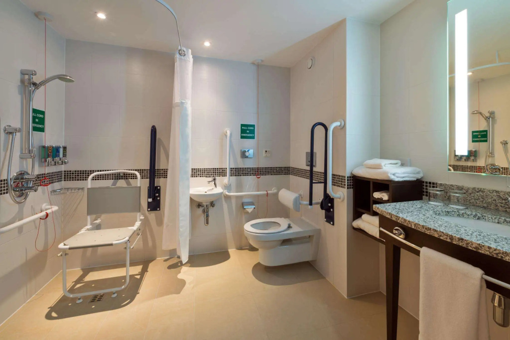 Hampton by Hilton Luton Airport