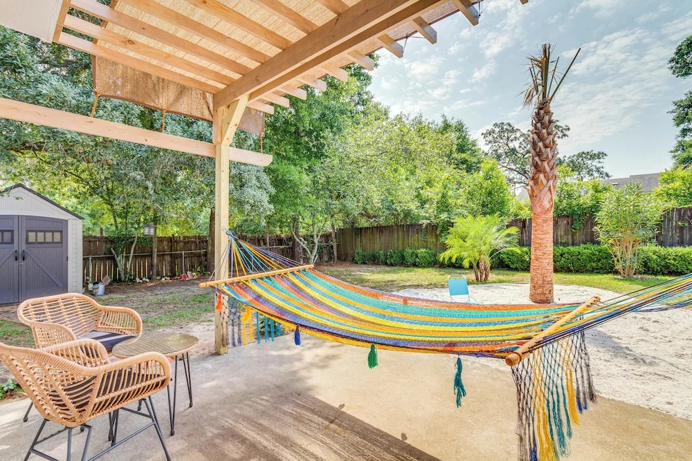 Pet-friendly Pensacola Home w/ Sunny Backyard!