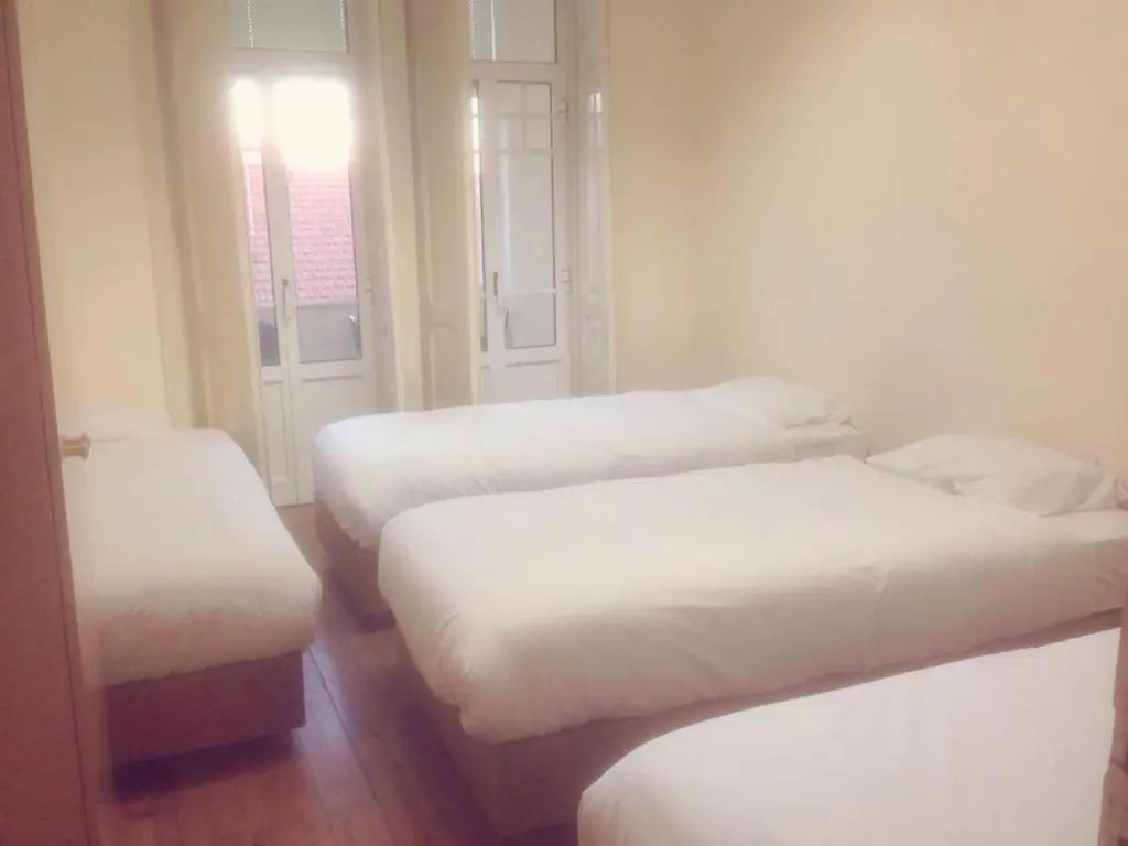 LisBangla Guest House