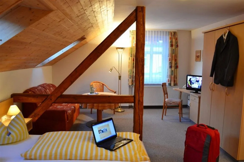 Hotel-Pension Vier Jahreszeiten