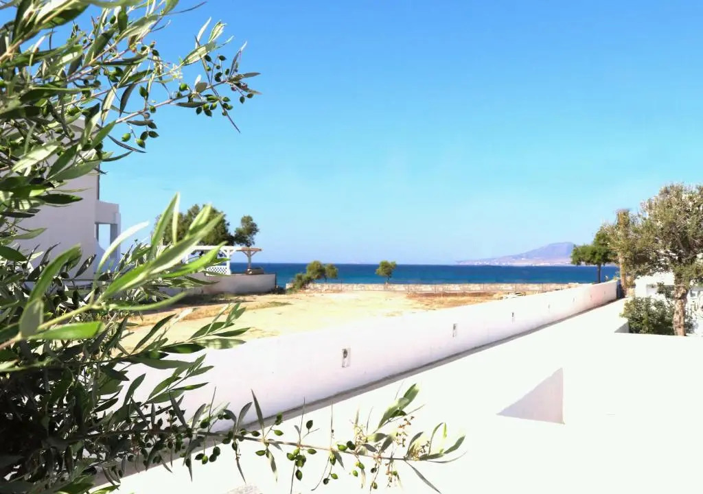Villa Mila, Agios Prokopios beach, by NaxosVibe