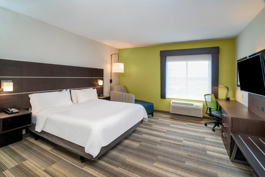 Holiday Inn Express Hotel Winona North by IHG