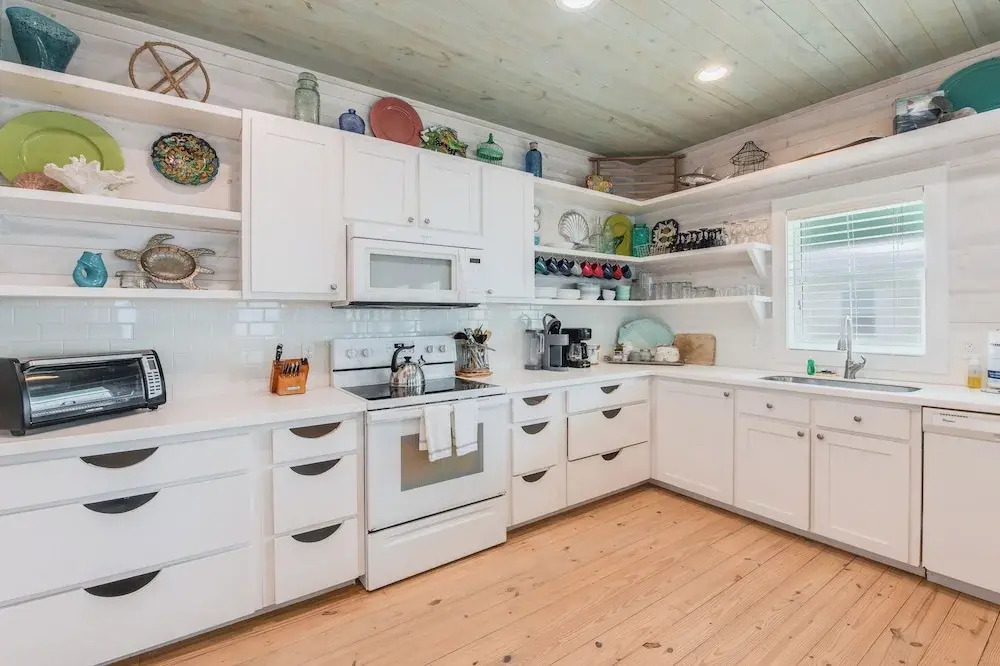 Caney Creek Beach Club - Pet Friendly! Golf Cart Included!
