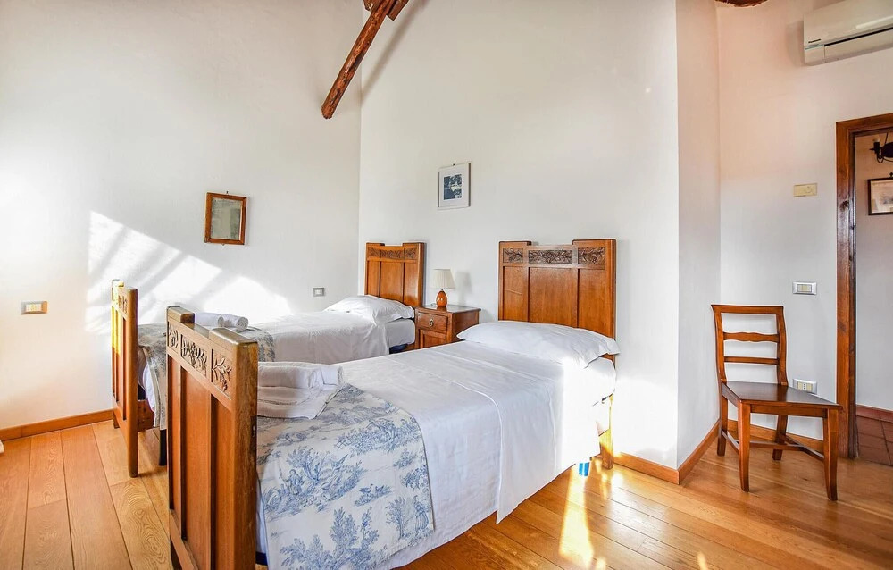 Beautiful Home In Taglio Di Po Ro