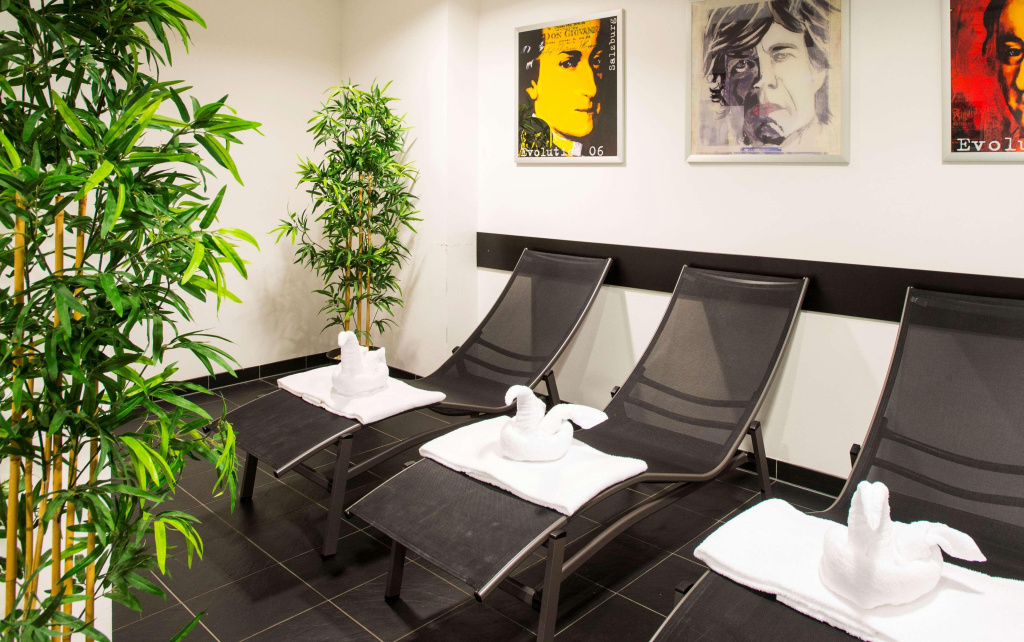 Отель Plaza Inn Amedia Wien