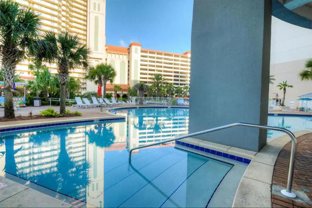 Laketown Wharf 1238 - Brand New End Unit With Wrap Around Balcony