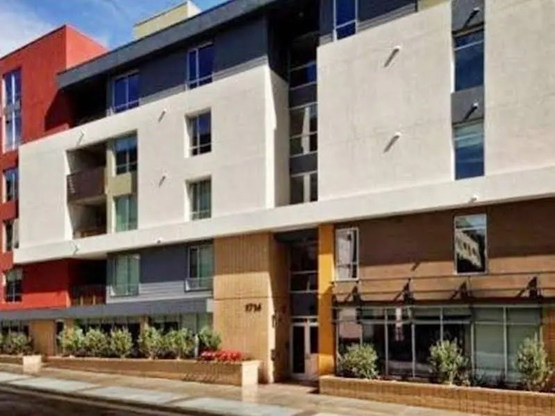 McCadden Place Apartment