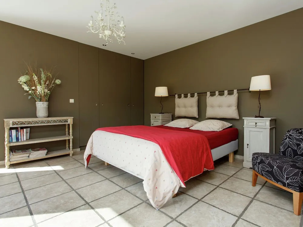 Pretty Cottage in Rendeux With Terrace, Garden and Barbecue