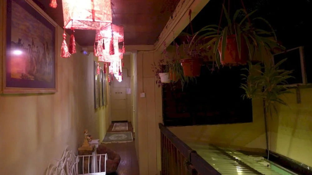 Decoupage Homestay