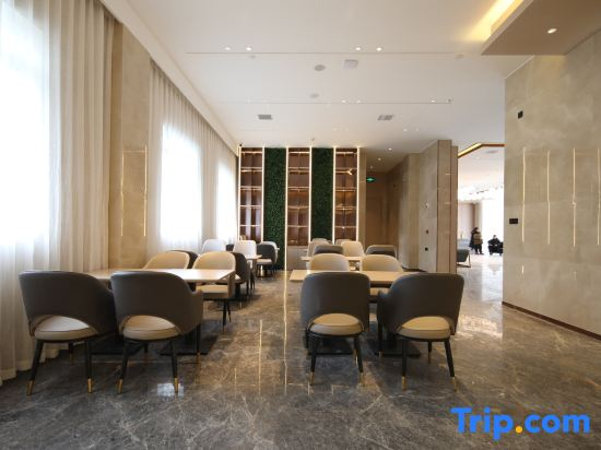 Lavande Hotel (Wuhan Tianhe Airport Julong Avenue)
