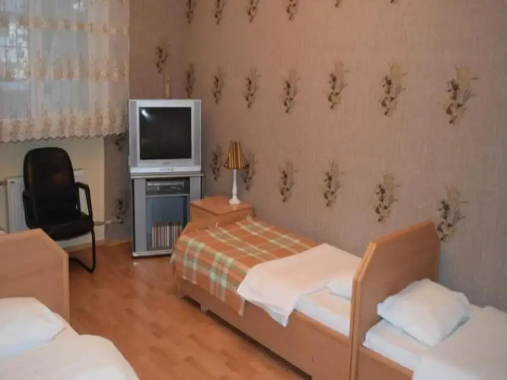 Guest House INN & Hostel