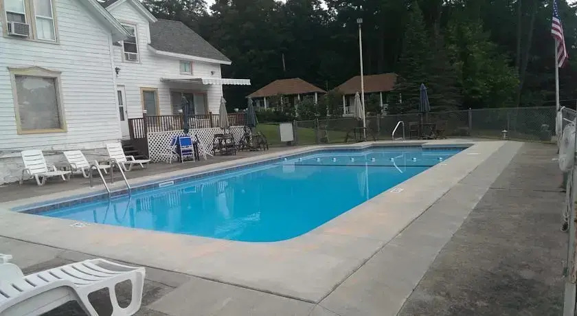 Gentleman Johnnys Motel