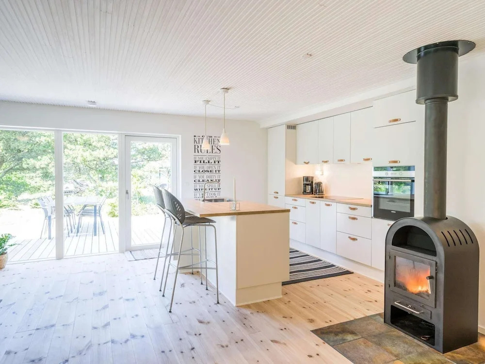 7 Person Holiday Home in Henne