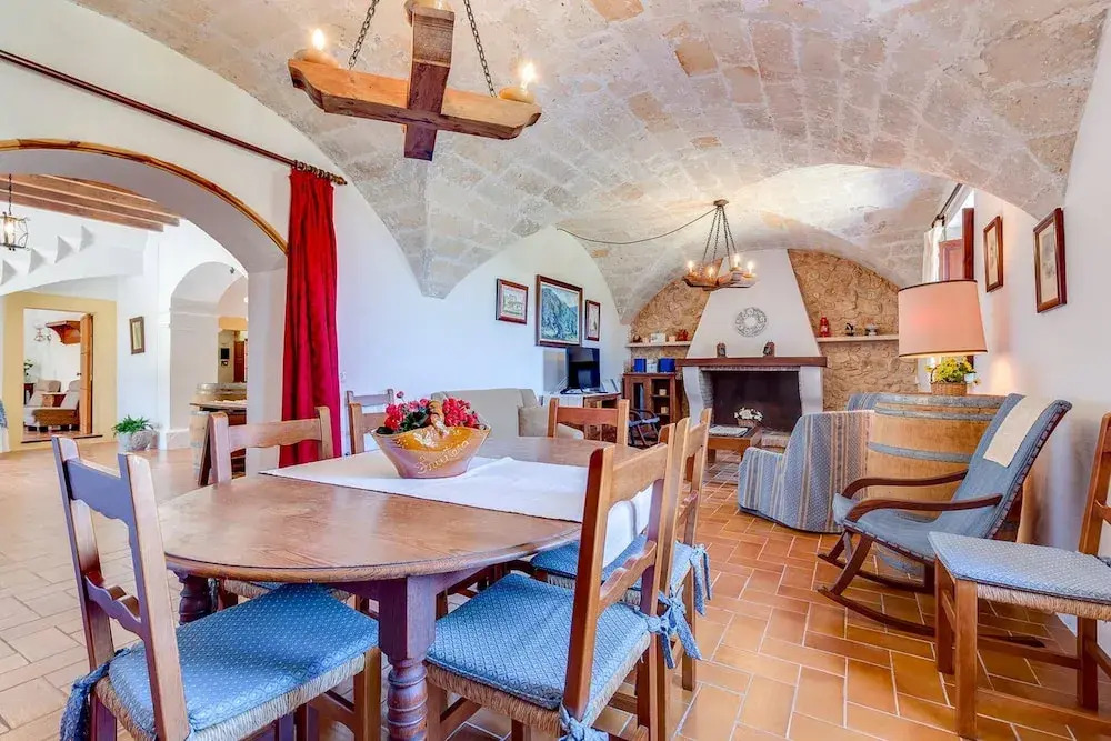 Villa With 4 Bedrooms in Illes Balears, With Private Pool, Enclosed Garden and Wifi Near the Beach