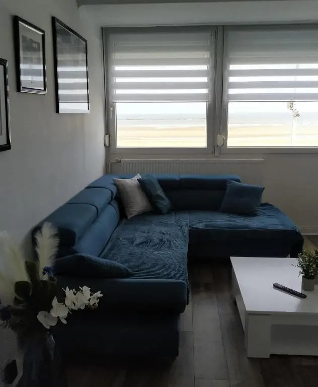 Magnifique Vue mer pour ce T2 totalement rénové !