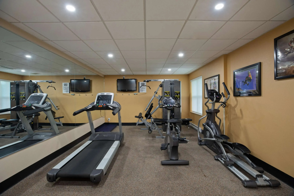 Best Western Plus Executive Inn