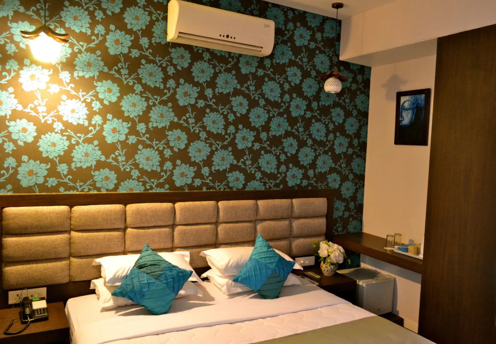 Hotel Buddha Castle