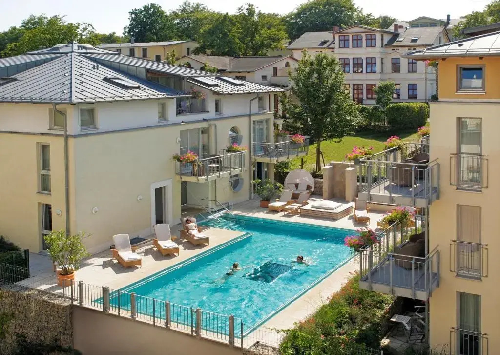 Strandhotel Heringsdorf mit Soleaußenpool 30 Grad