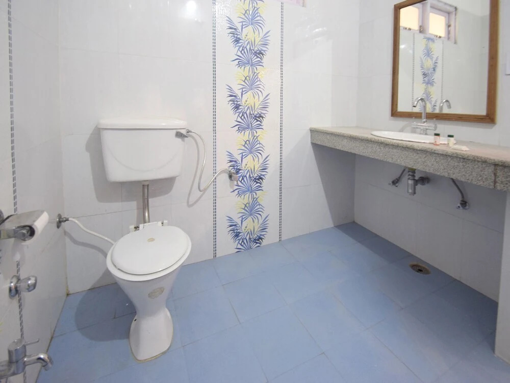 Hotel Sunshine Villa by OYO Rooms
