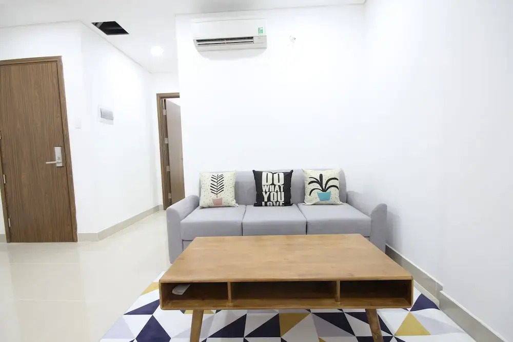 Smiley Apartment 11A