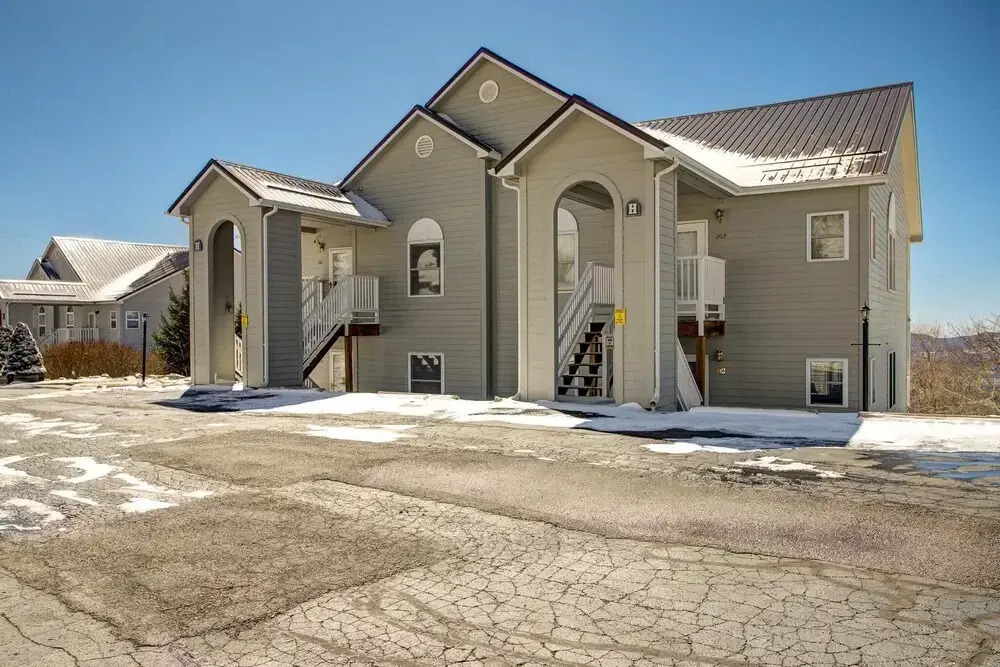 VCI - Southcrest Condominiums #h102