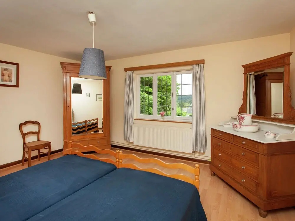 Beautiful Holiday Home With Garden in Belvaux