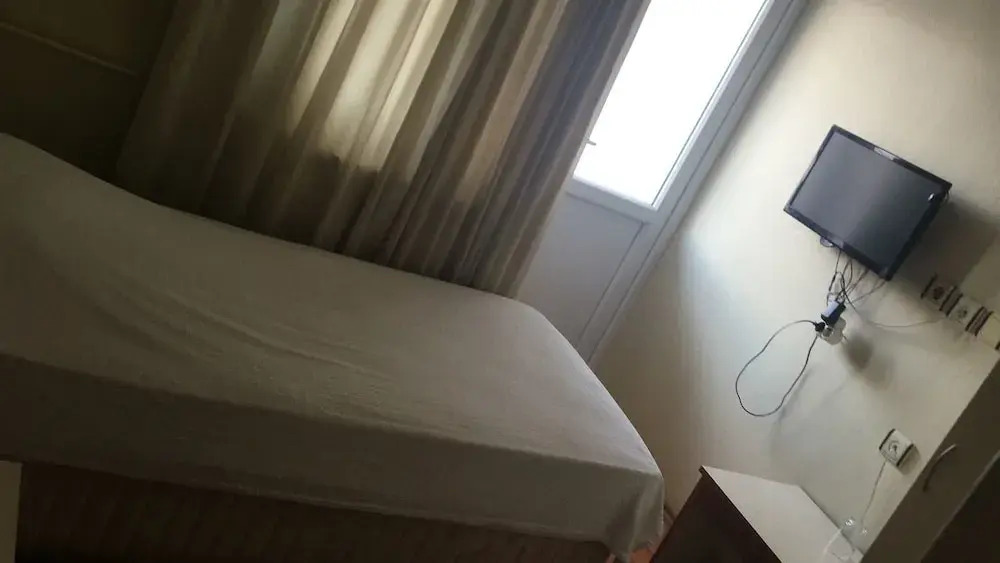 Saray Otel