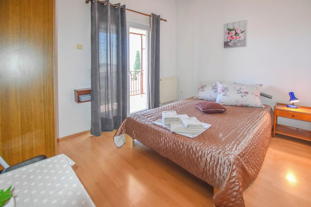 Rooms Oak Tree