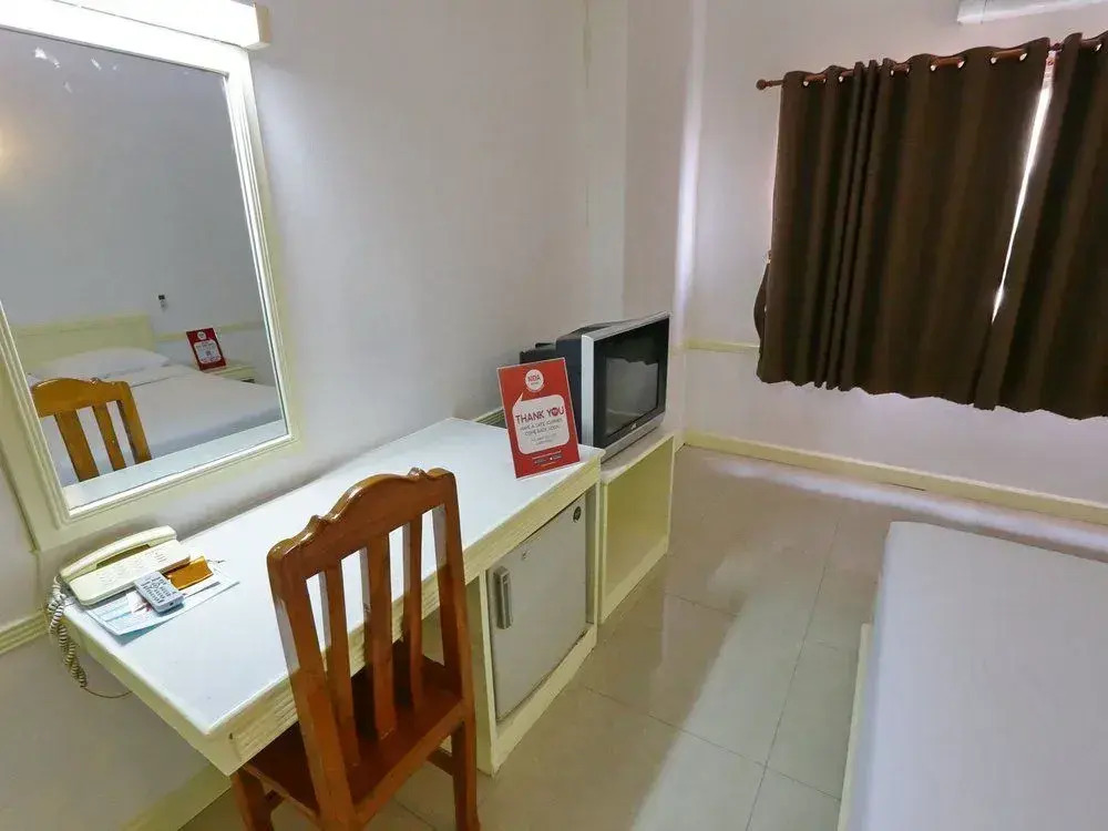 Nida Rooms Chang Mai Airport 99 at The Family Hotel