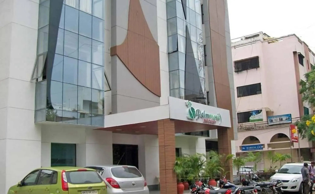 OYO 1030 Hotel Palm View Residency