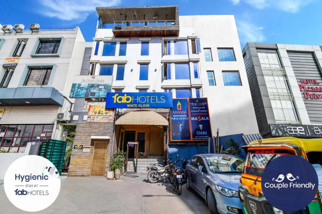 FabHotel White Klove - Nr New Delhi Railway Station