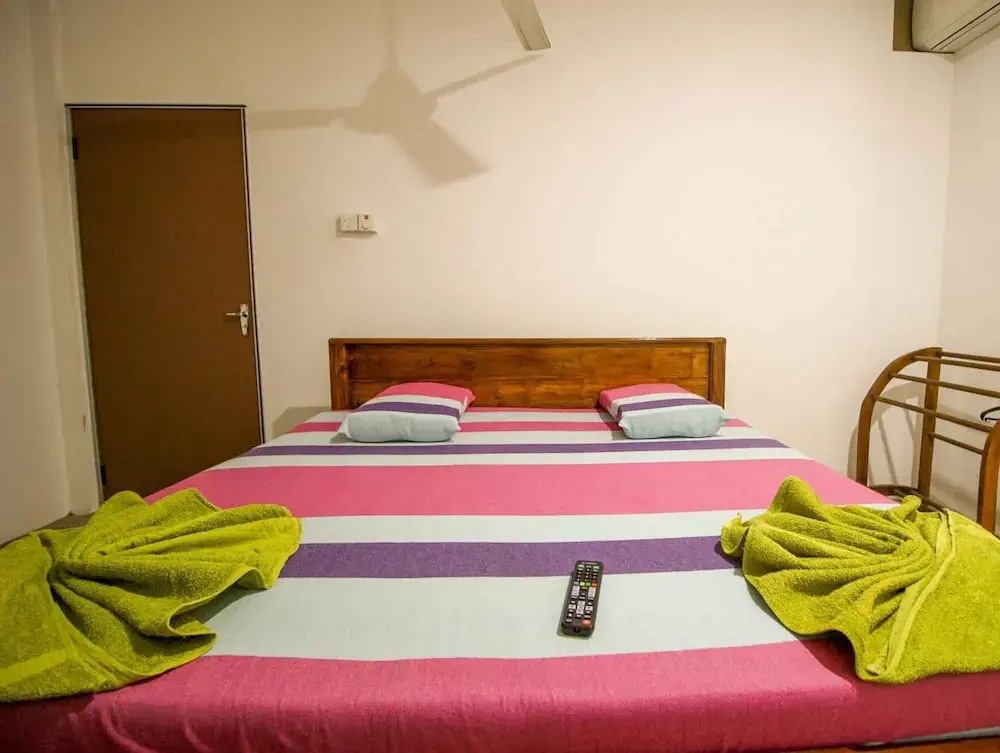 Yoho Solid Hotel Borella