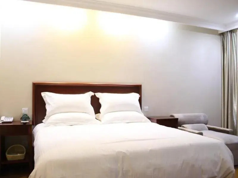 GreenTree Inn Shanghai Hongqiao Transport Hub Qibao Express Hotel