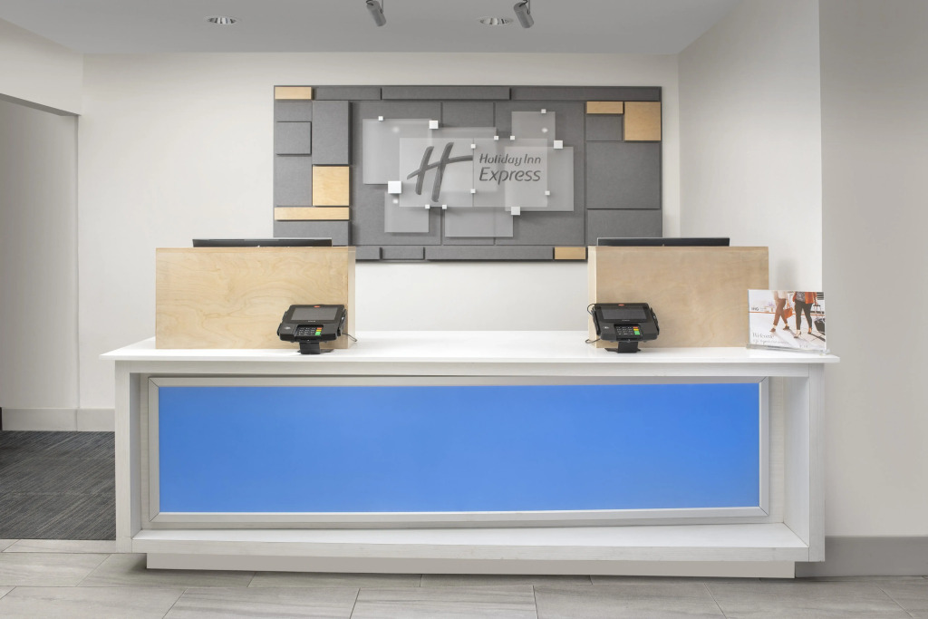 Holiday Inn Express San Antonio North Riverwalk Area by IHG