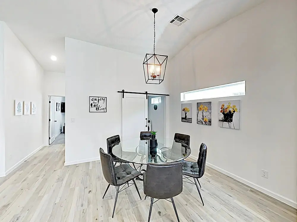 New Listing! Upscale Gem W/ Great Central Location Home