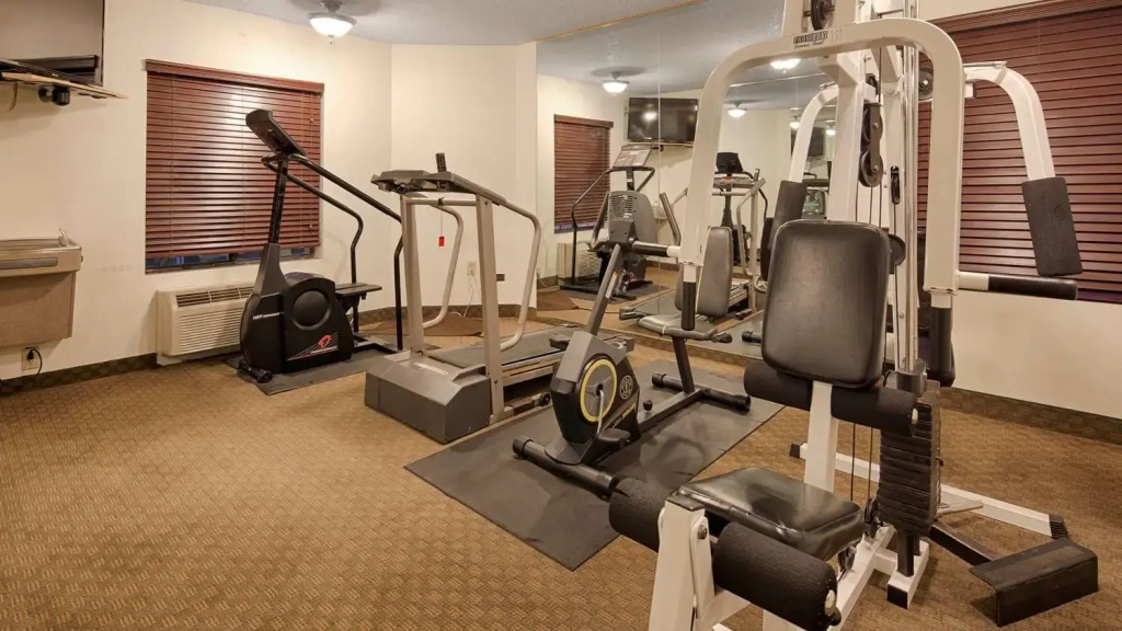 Best Western Plus South Hill Inn