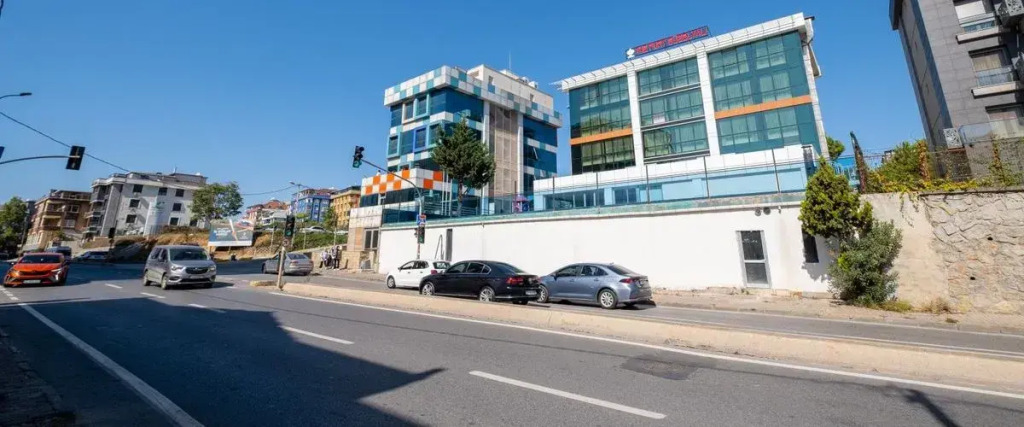 The Port Güzelyalı